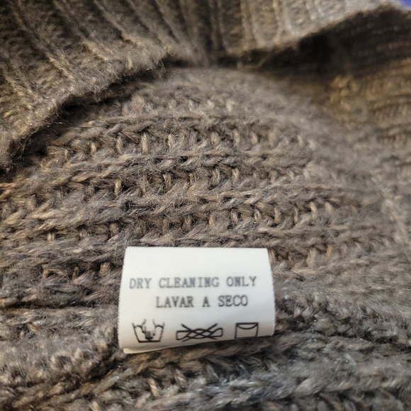 Pink Clover Wrap Front Sweater Taupe Womens Medium - Picture 9 of 16